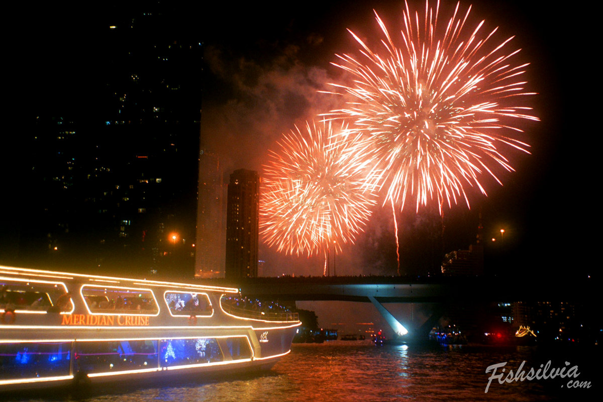 2024跨年活動出國吧！曼谷昭披耶河公主號看煙火，跟上泰國免簽行程搭遊船告別2023 - Fish老妞❤旅行記食